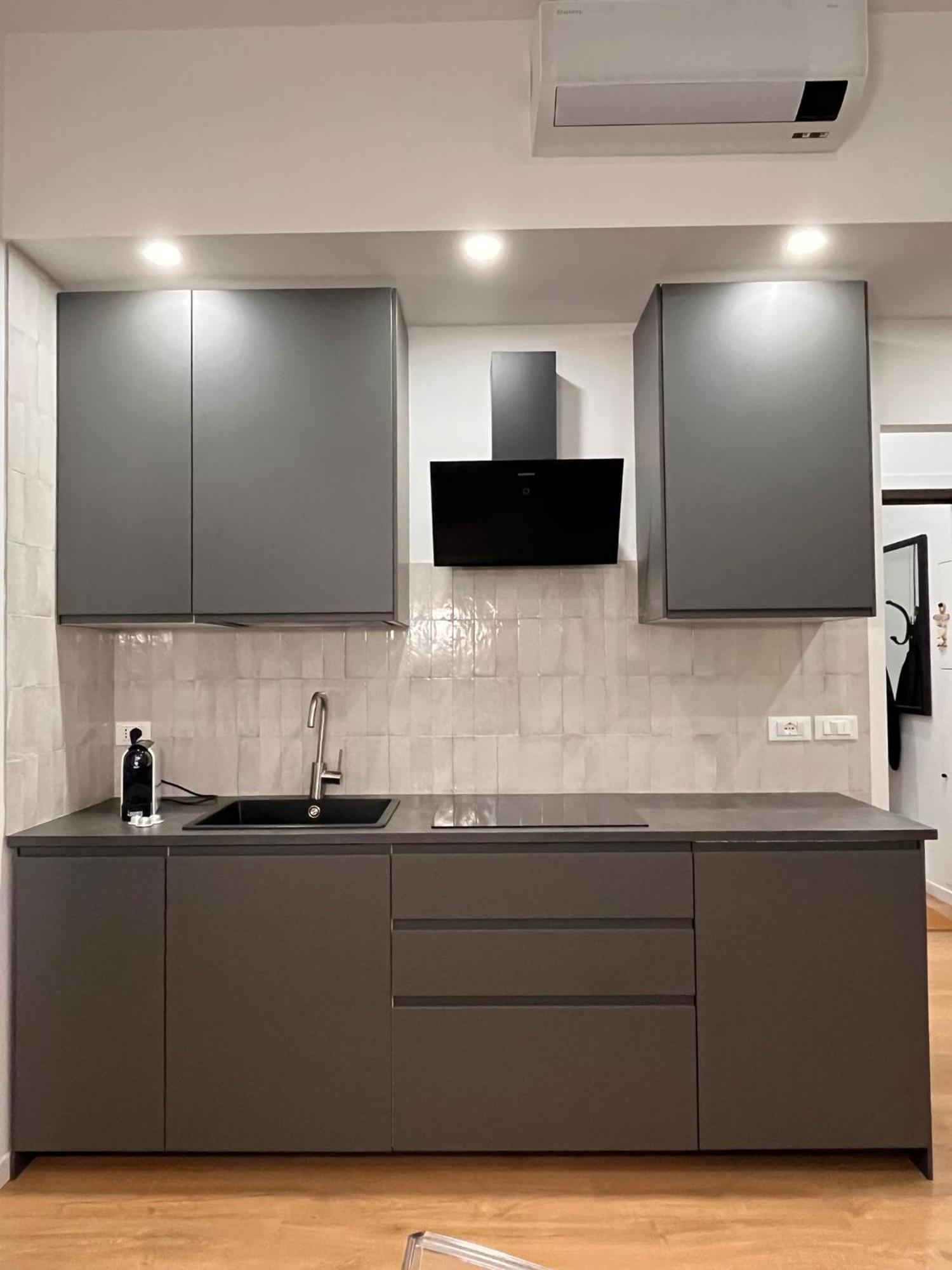 Trieste Centrale Luxury Apartament In Stile Moderno Exterior foto