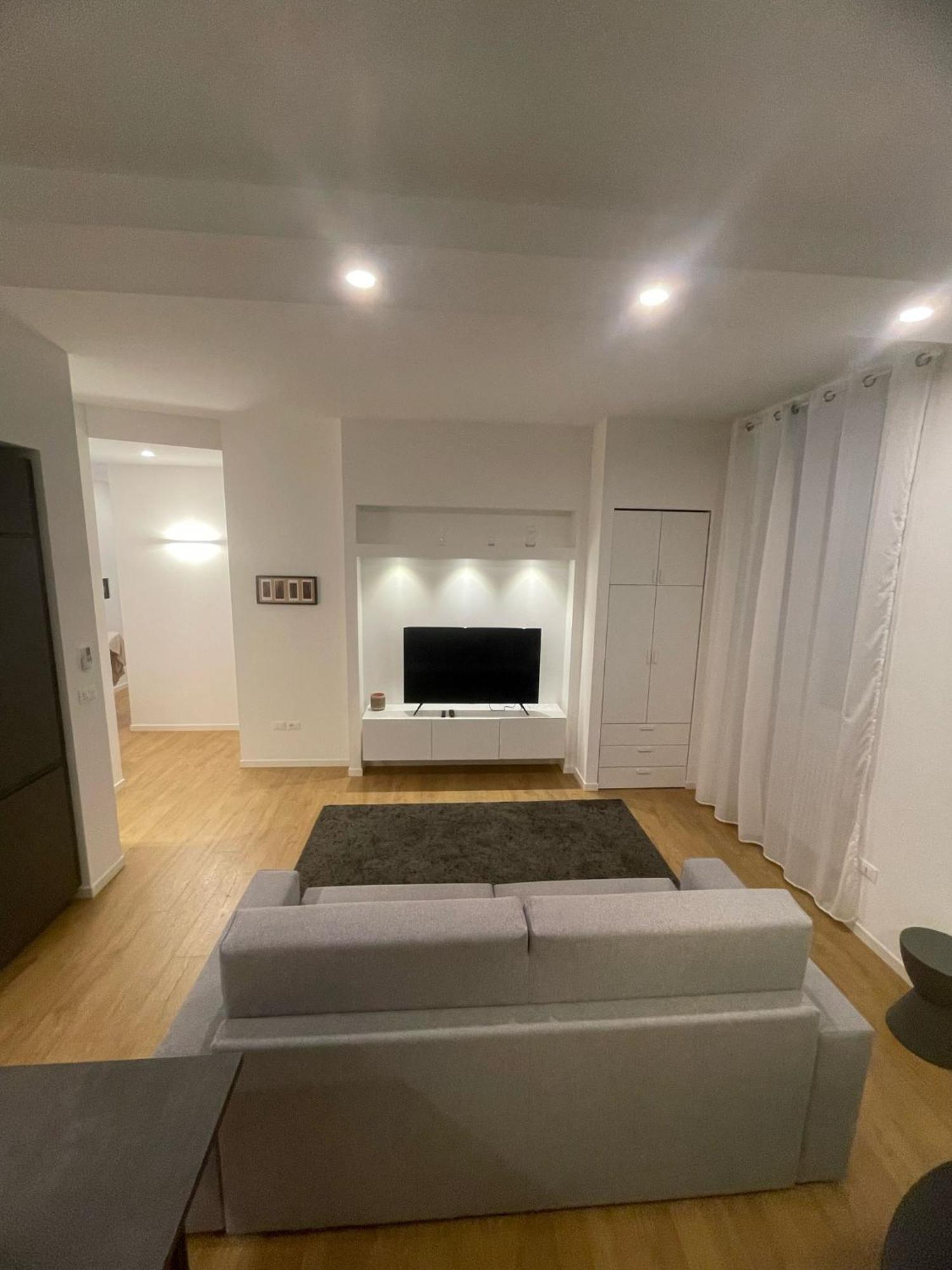Trieste Centrale Luxury Apartament In Stile Moderno Exterior foto